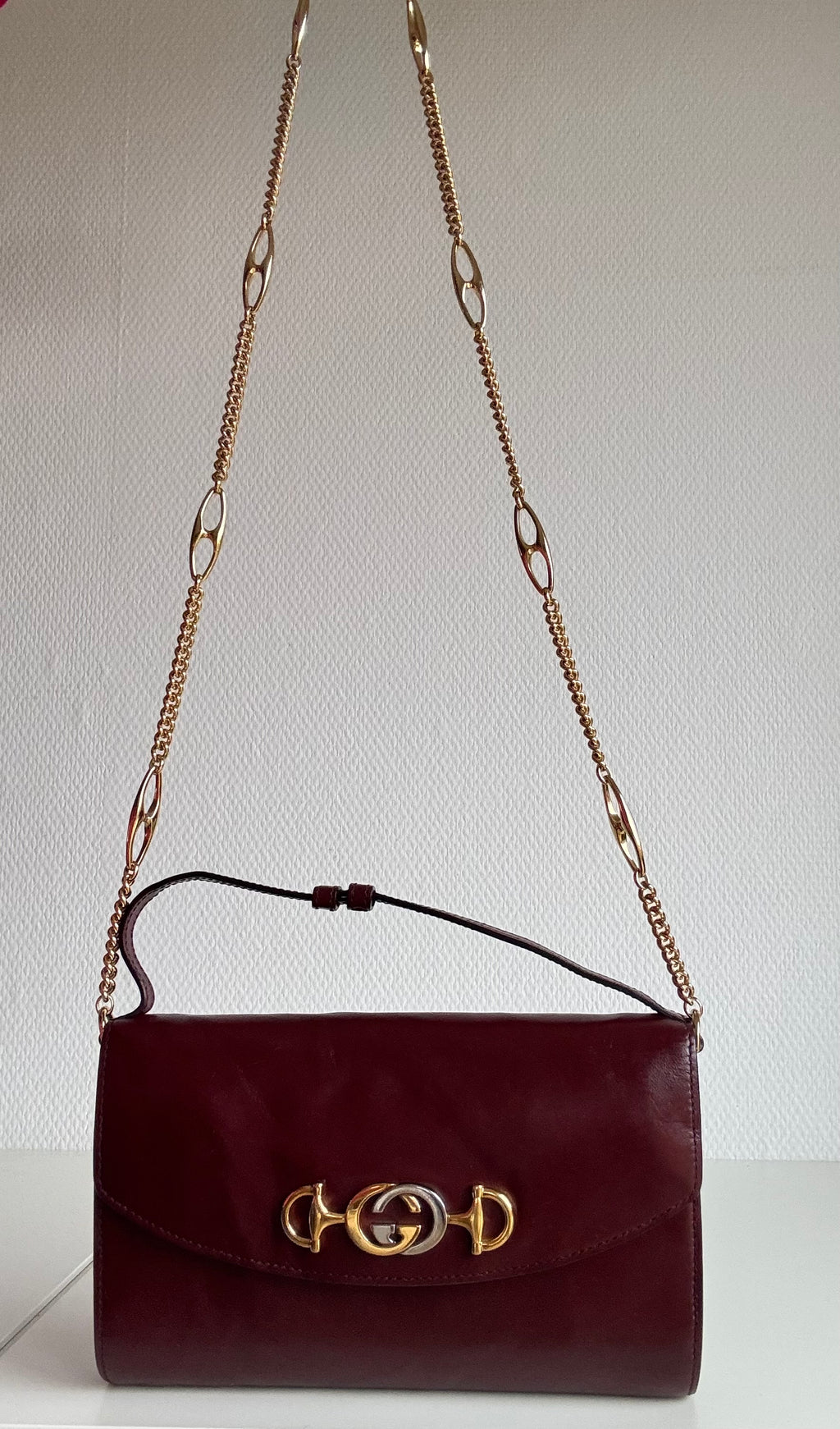 Gucci Vintage 90s Bordeaux Leather Shoulder Bag