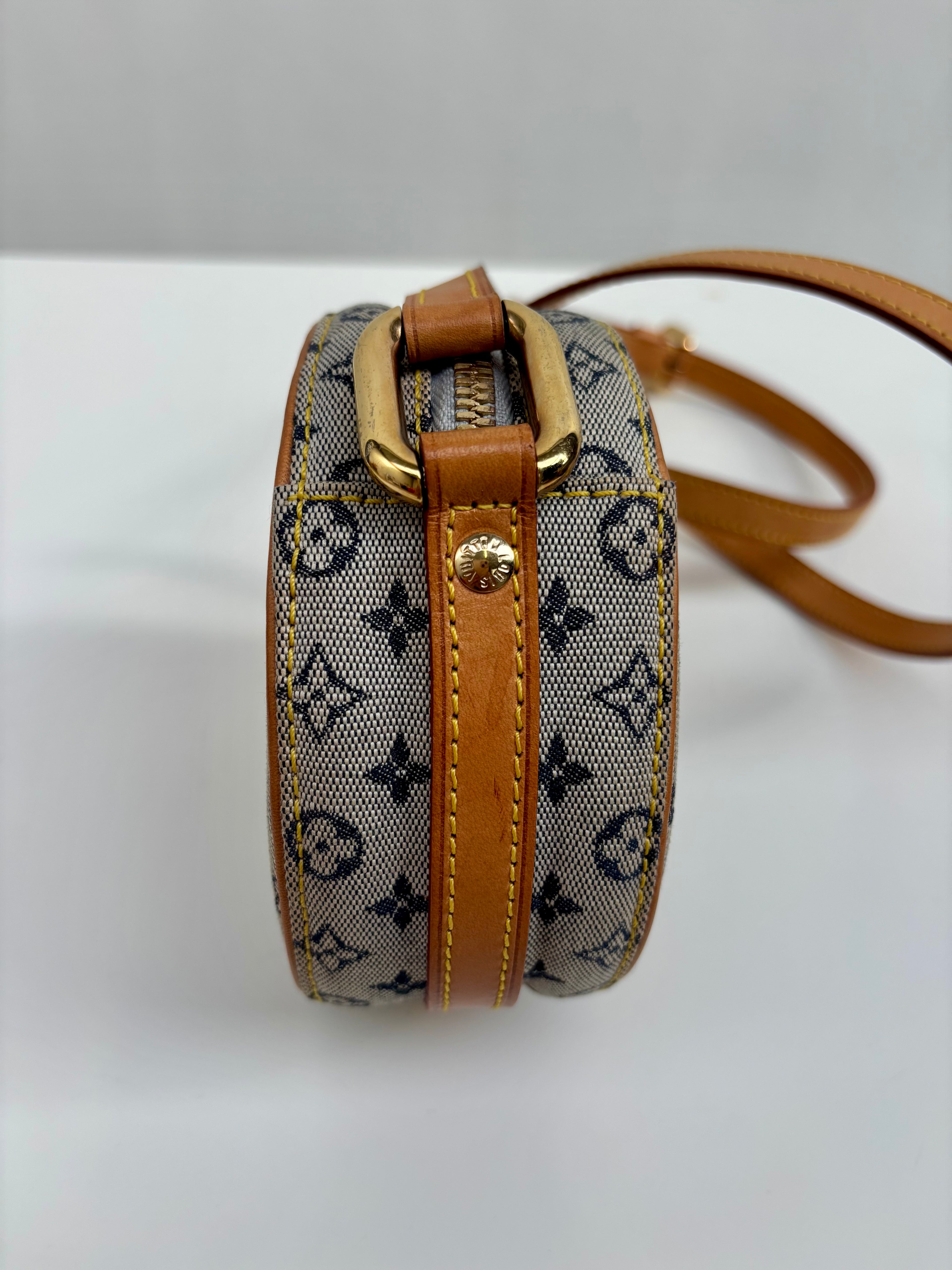 Louis Vuitton Jeanne PM Blue Mini Lin Round Crossbody Bag 2001