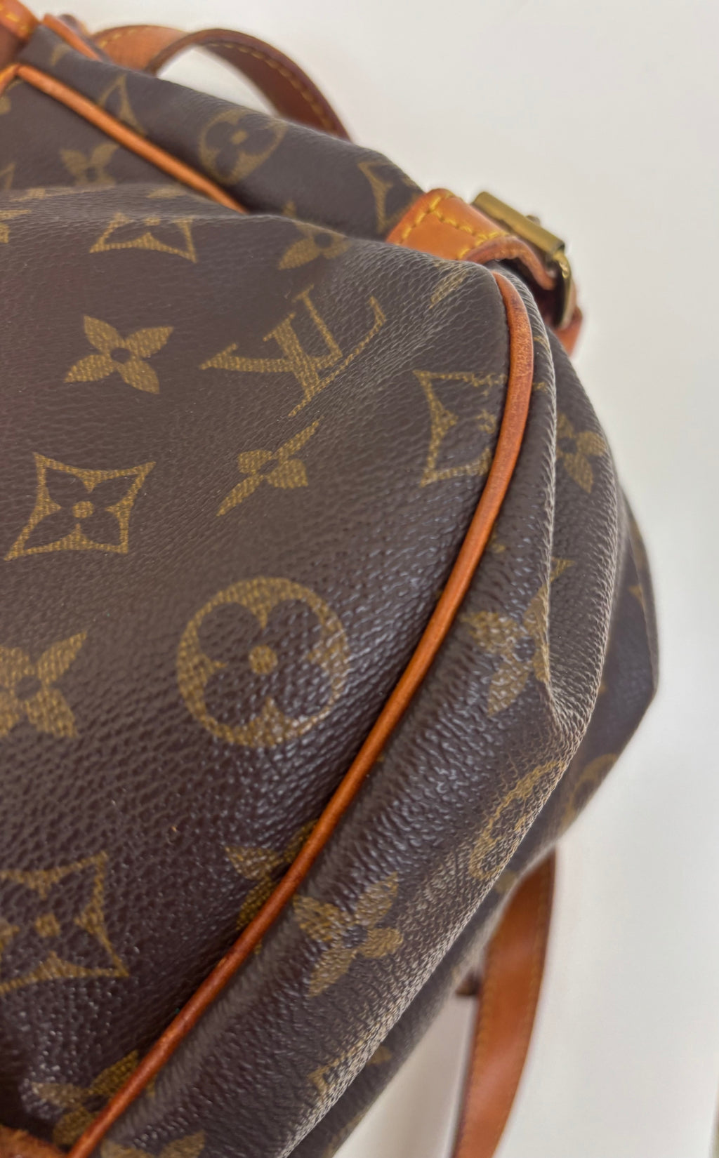 Louis Vuitton Saumur 30 Brown Monogram Crossbody Bag