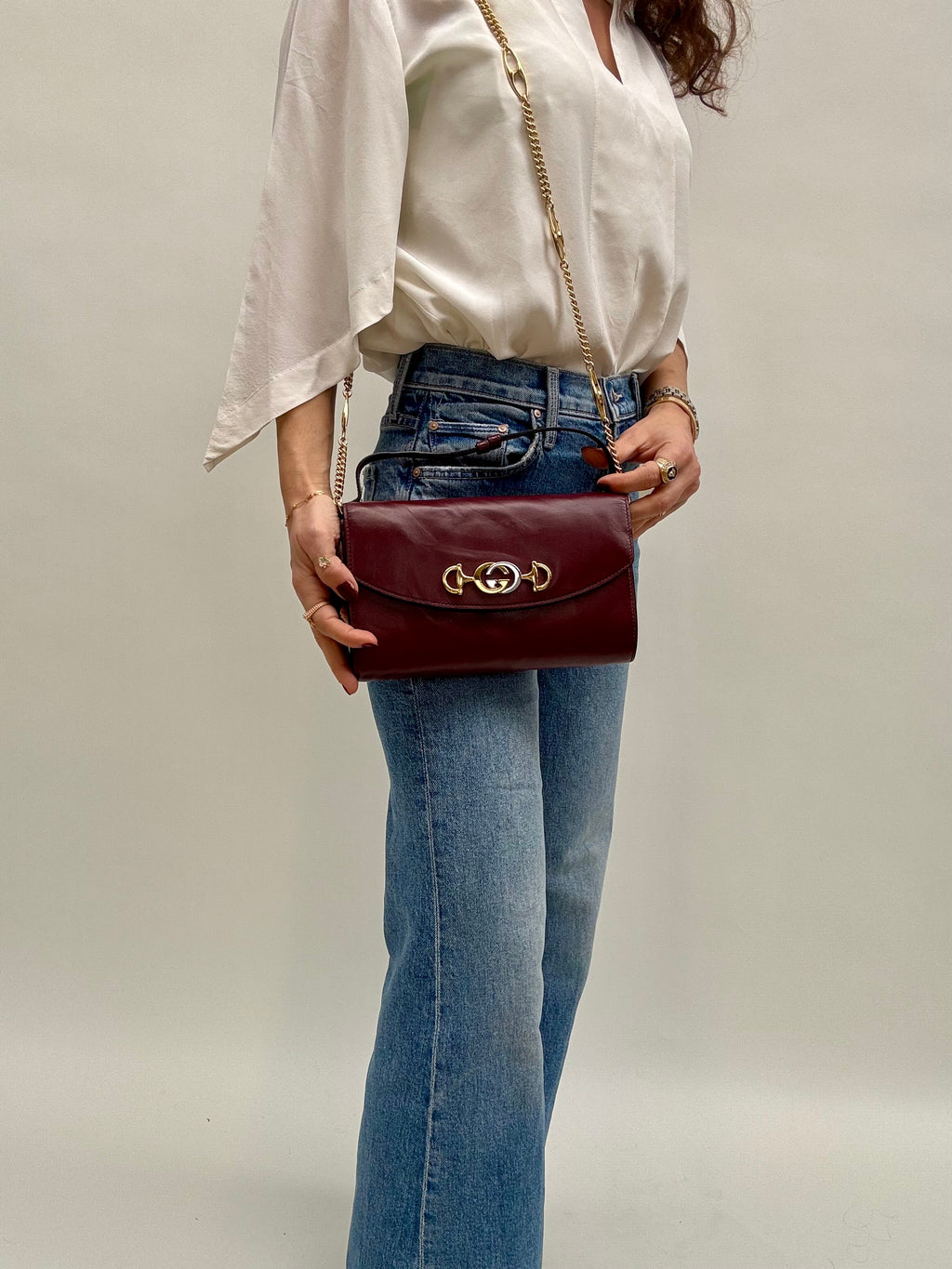 Gucci Vintage Horsebit Chain Shoulder Bag Bordeaux Leather 90s Crossbody Clutch