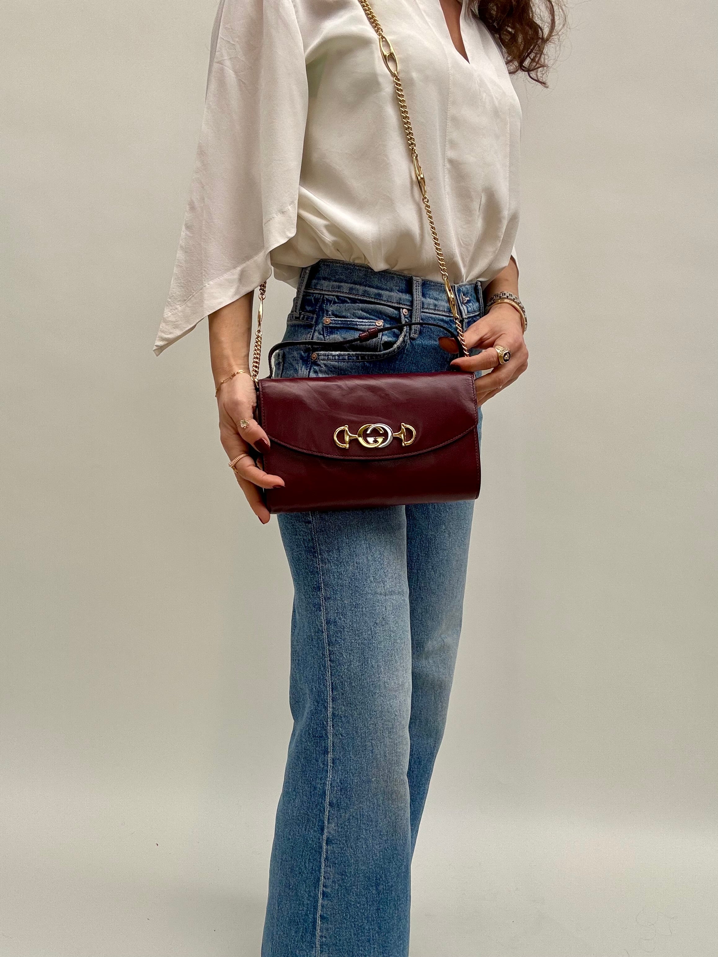 Gucci Vintage Horsebit Chain Shoulder Bag Bordeaux Leather 90s Crossbody Clutch