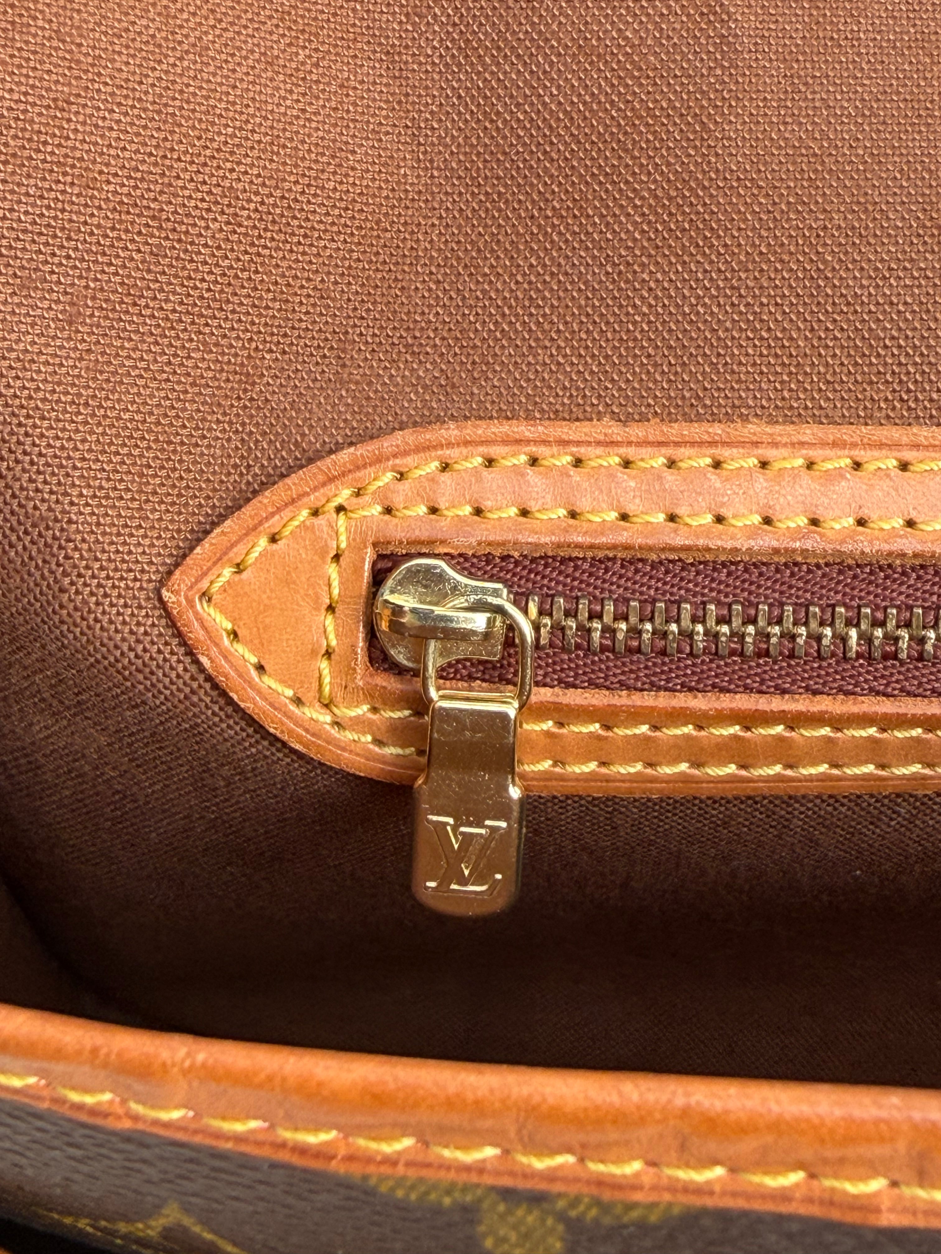 Louis Vuitton Gibecière MM Brown Monogram Crossbody Bag