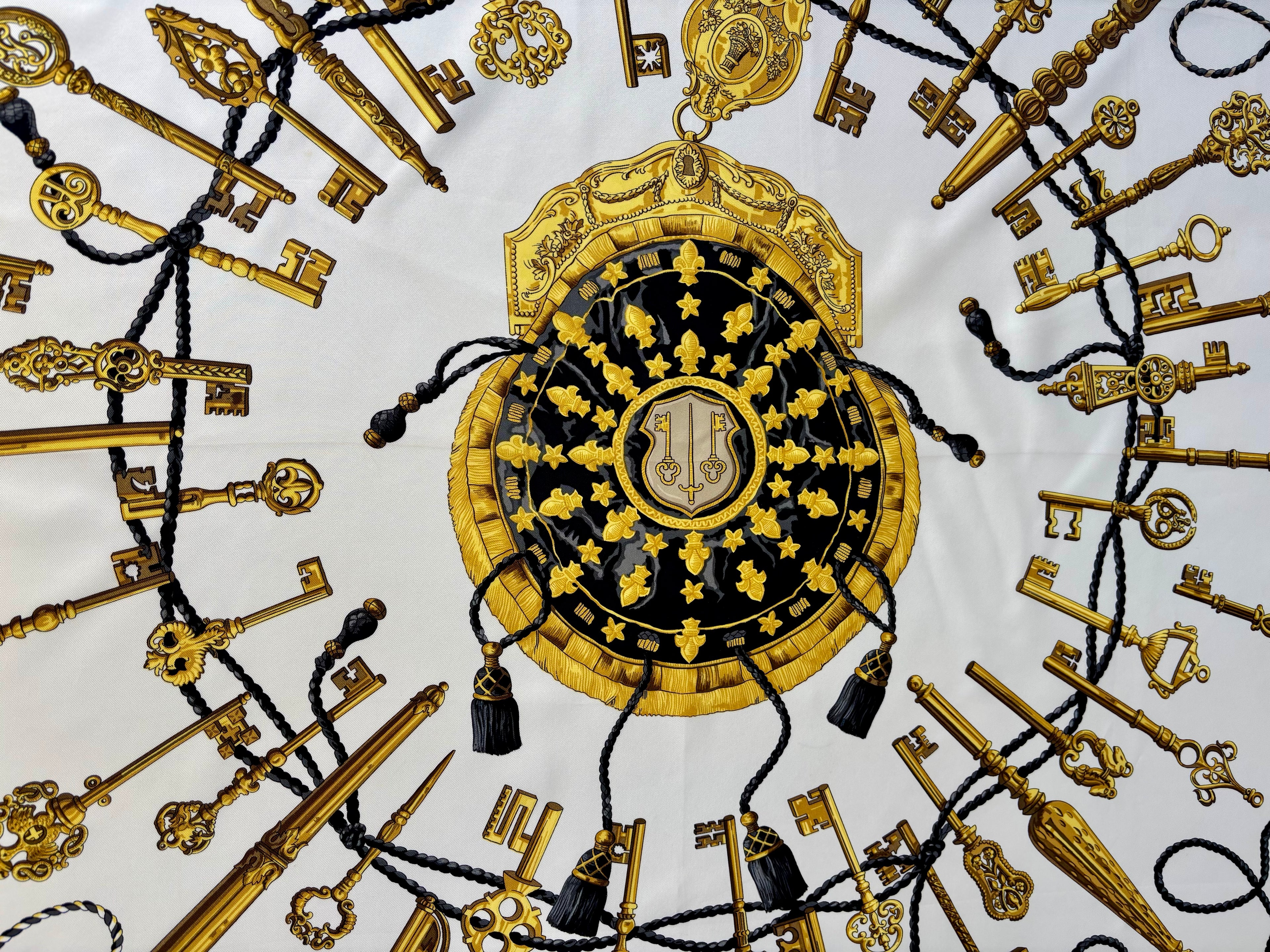 Hermès Les Clés Silk Scarf 90x90 Black Gold Vintage Carré Designer Luxury Key Motif