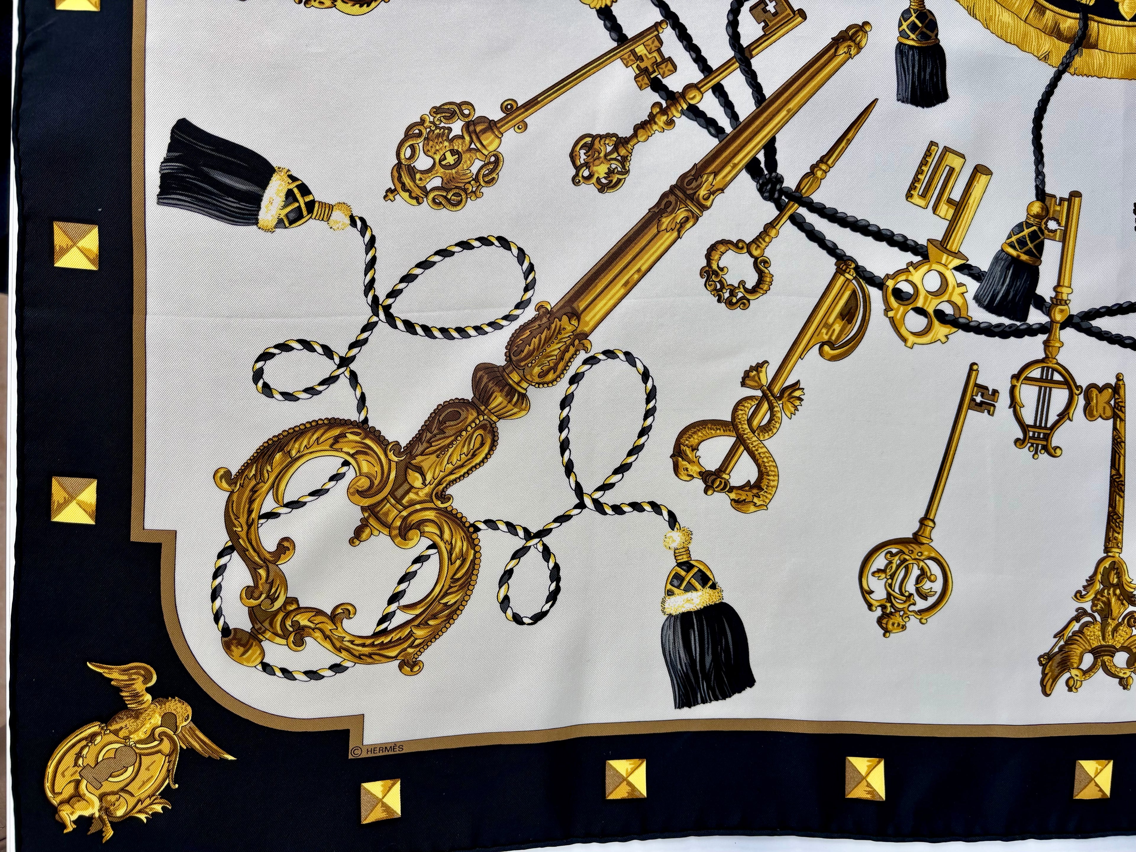 Hermès Les Clés Silk Scarf 90x90 Black Gold Vintage Carré Designer Luxury Key Motif