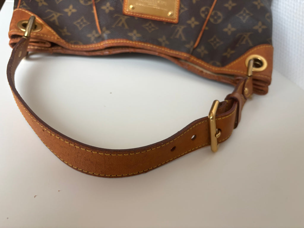 Louis Vuitton Galliera Monogram PM Brown Shoulder Bag
