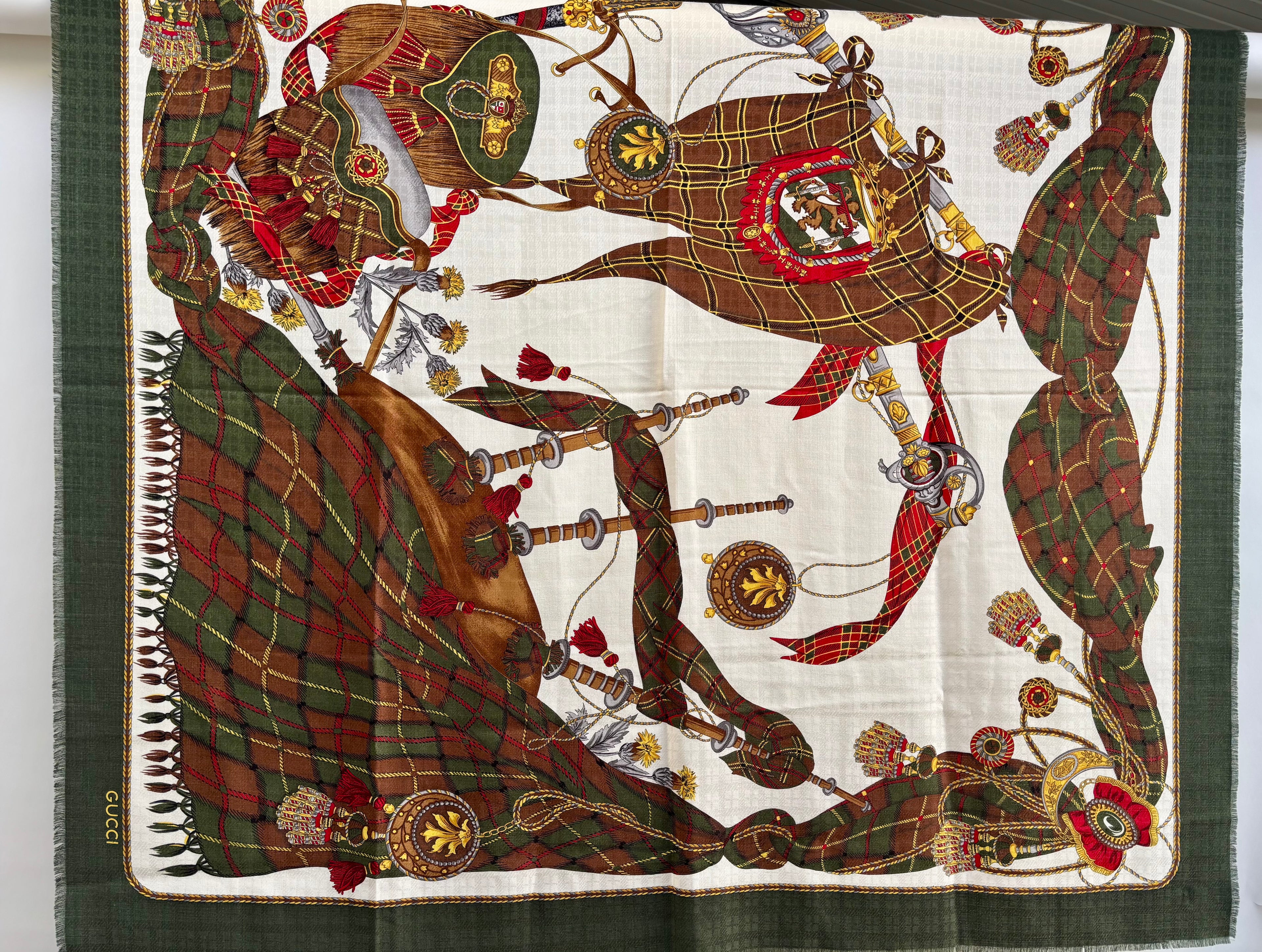 Gucci Luxury Oversized Wool Silk Scarf 135x135 Green Brown