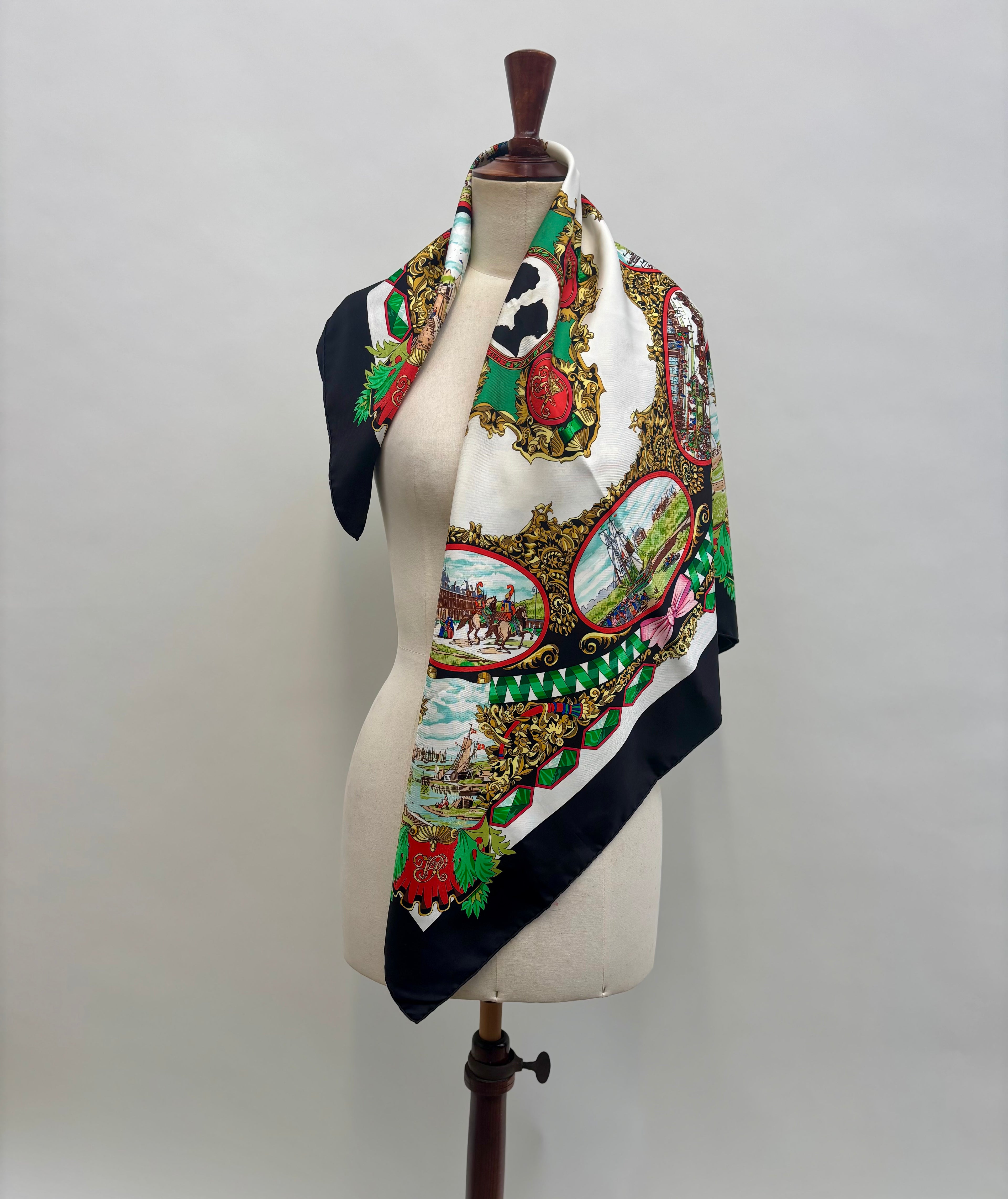 Hermès Vintage Silk Carré 90 Scarf Black Multicolor Print