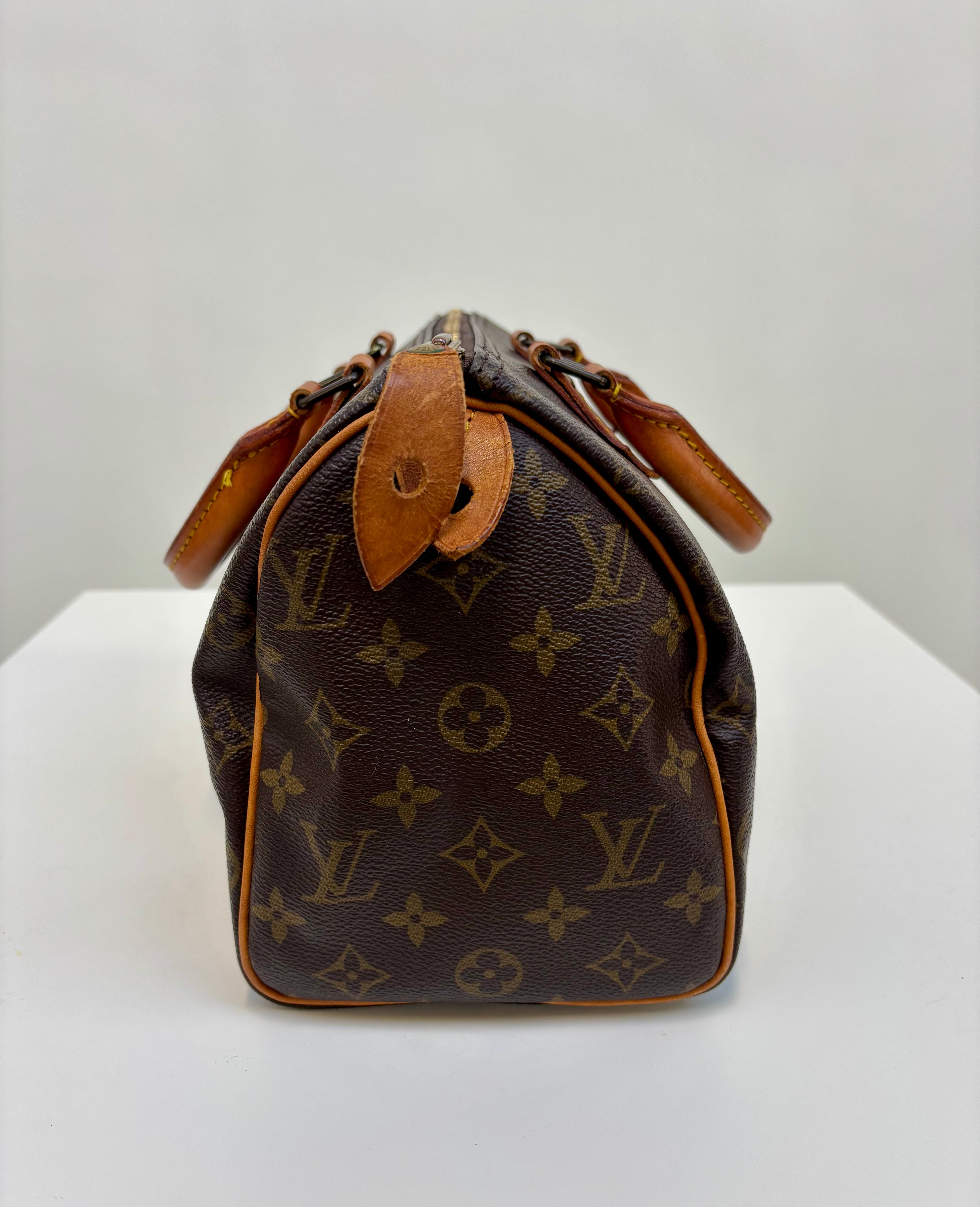 Louis Vuitton Speedy 25 Monogram 1990 Made in France Timeless Vintage Classic