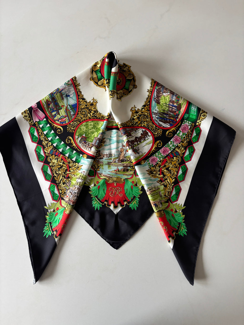 Hermes Vintage Silk Sjaal 90x90cm