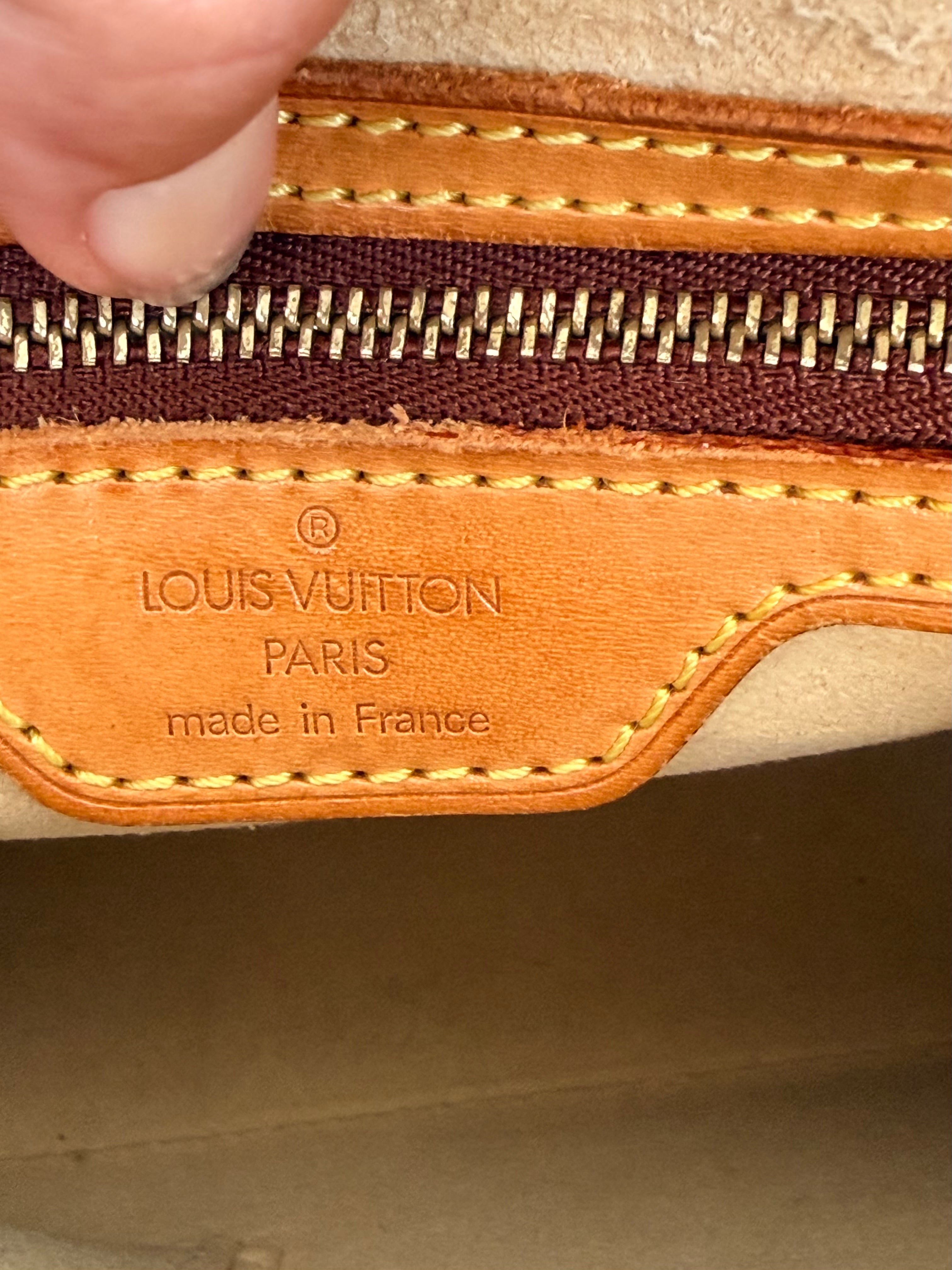 Louis Vuitton Looping MM Monogram Shoulder Bag