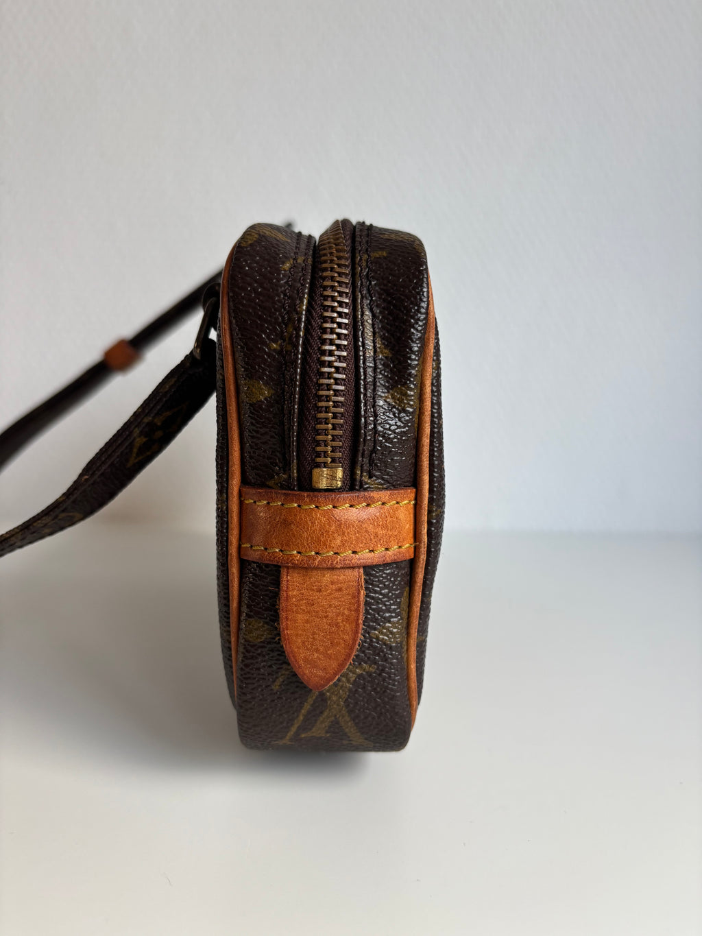 Louis Vuitton Pochette Marly Monogram Vintage 80s Brown Crossbody Bag