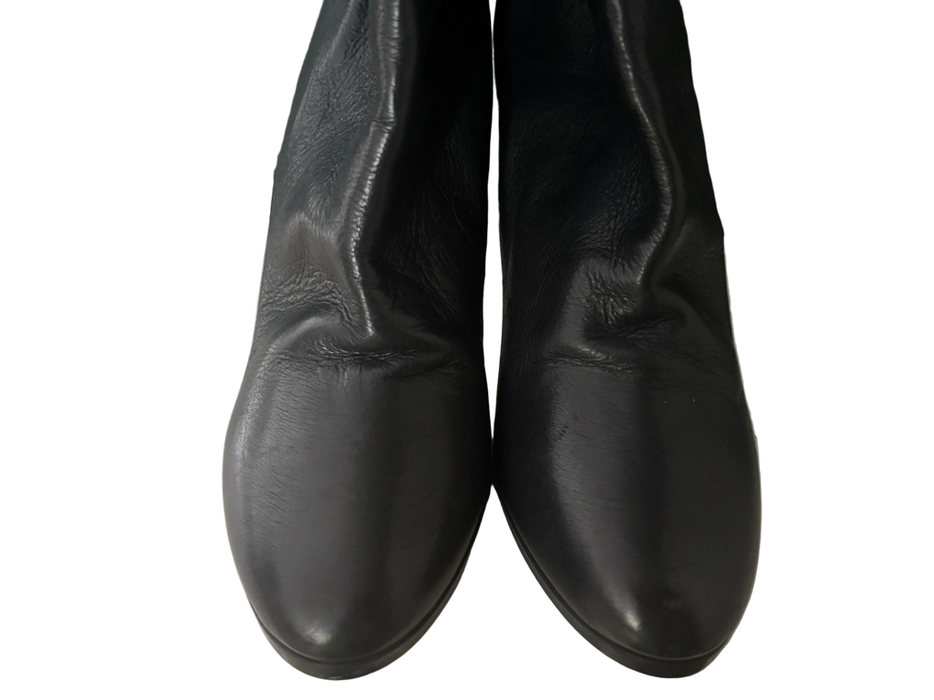 Chloé Anthracite Leather Ankle Boots – Size 37