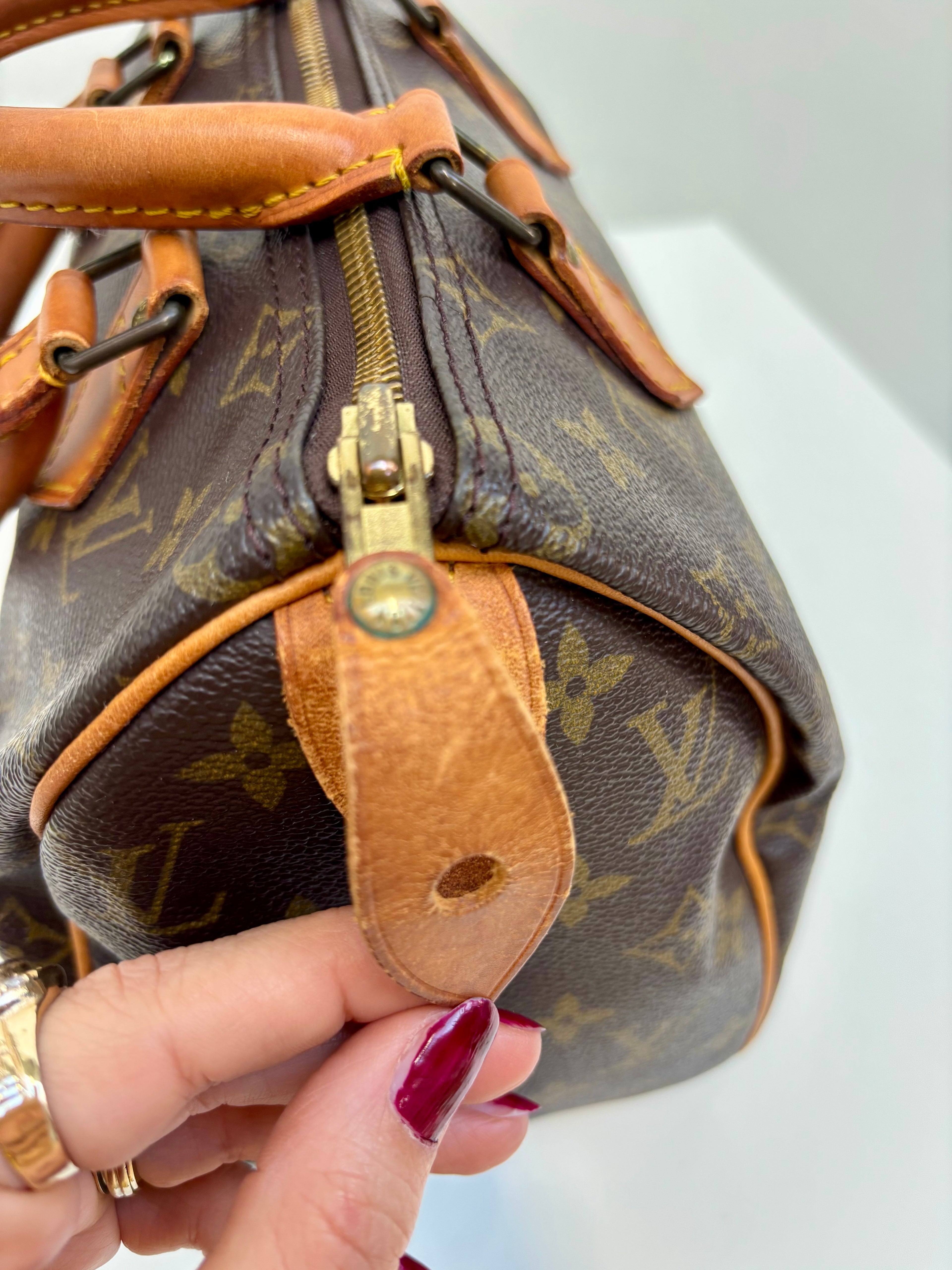 Louis Vuitton Speedy 25 Monogram 1990 Made in France Timeless Vintage Classic