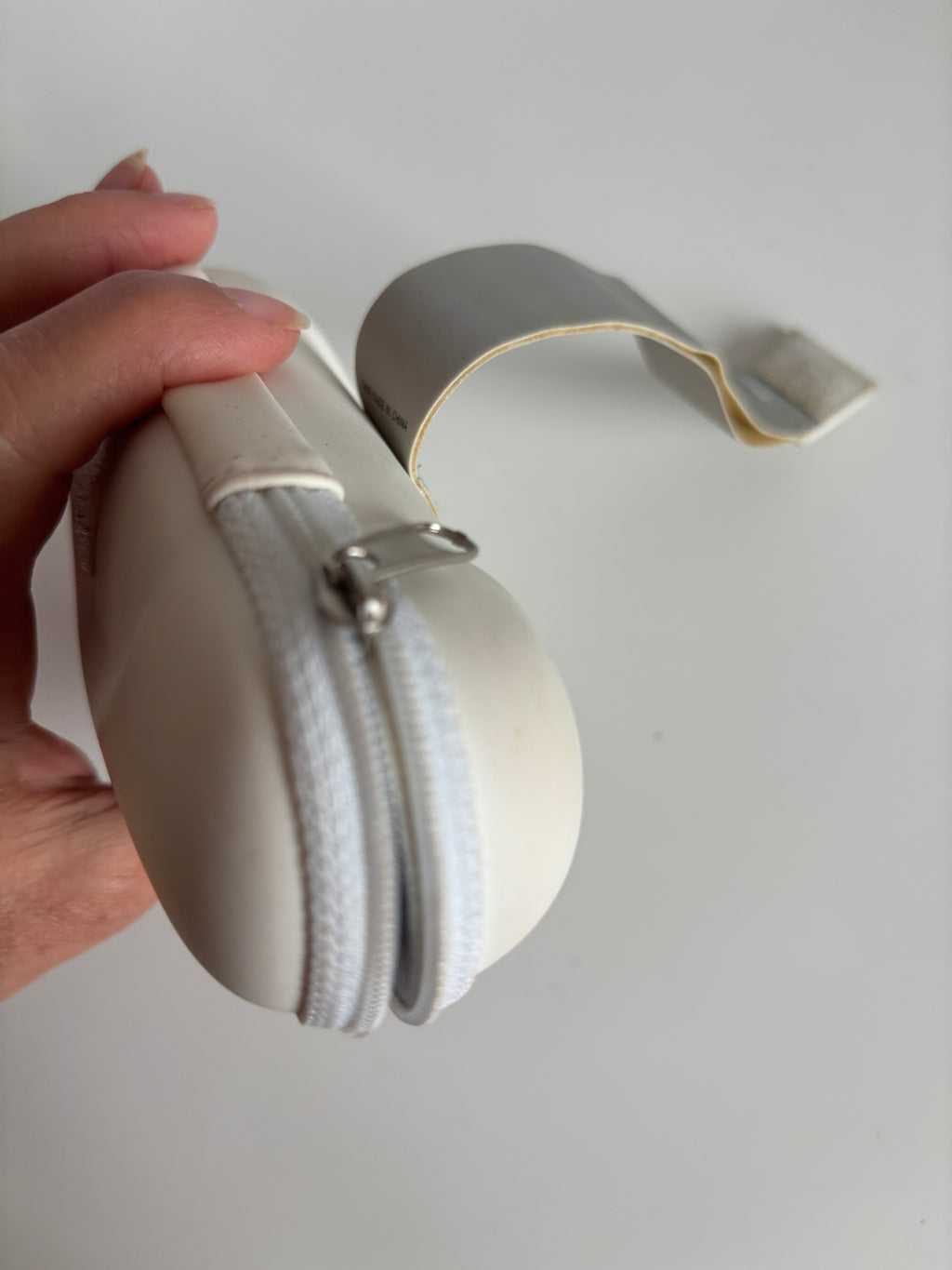 Dolce & Gabbana White Vintage Sunglasses – Iconic 90s Design