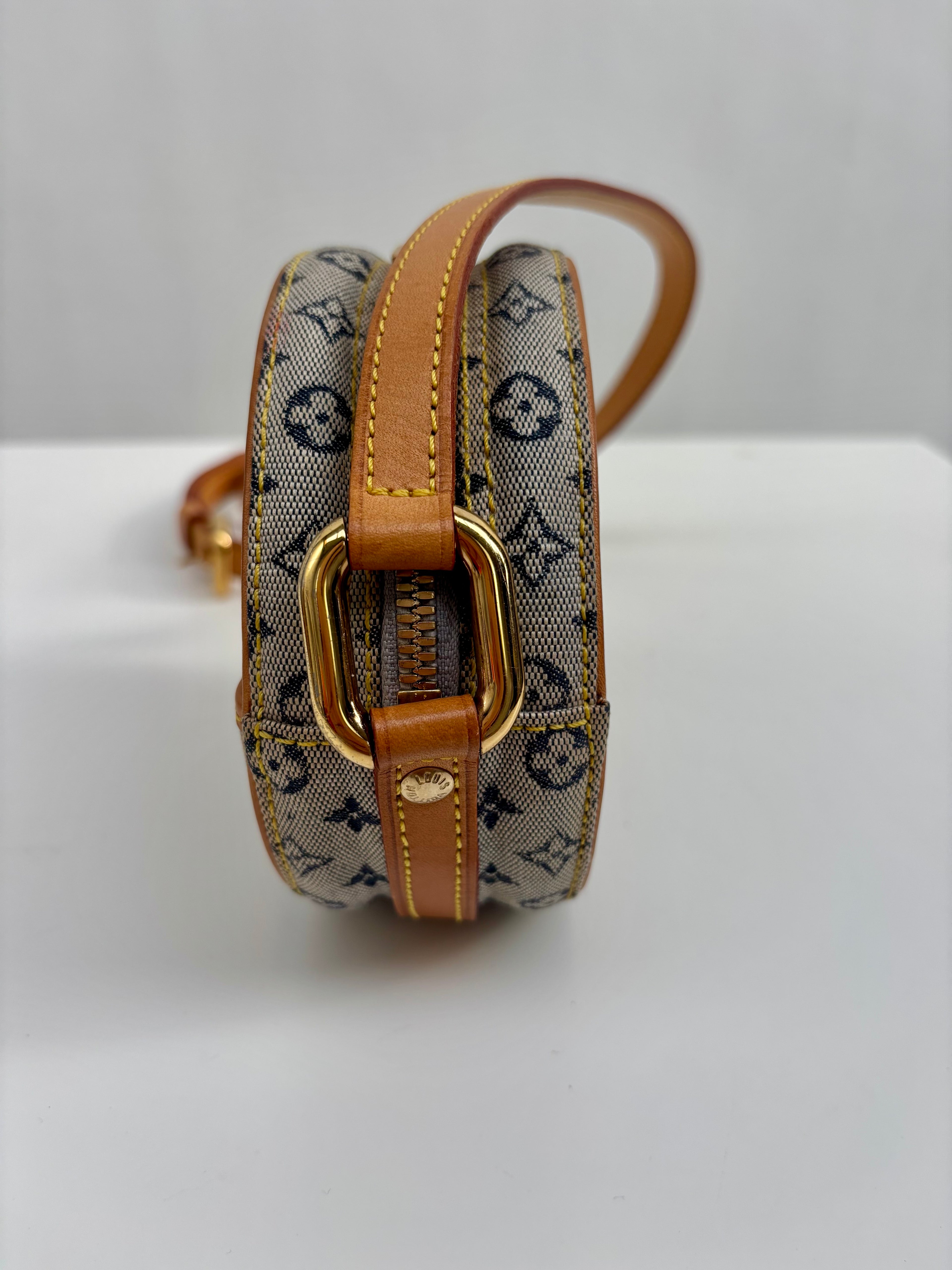 Louis Vuitton Jeanne PM Blue Mini Lin Round Crossbody Bag 2001