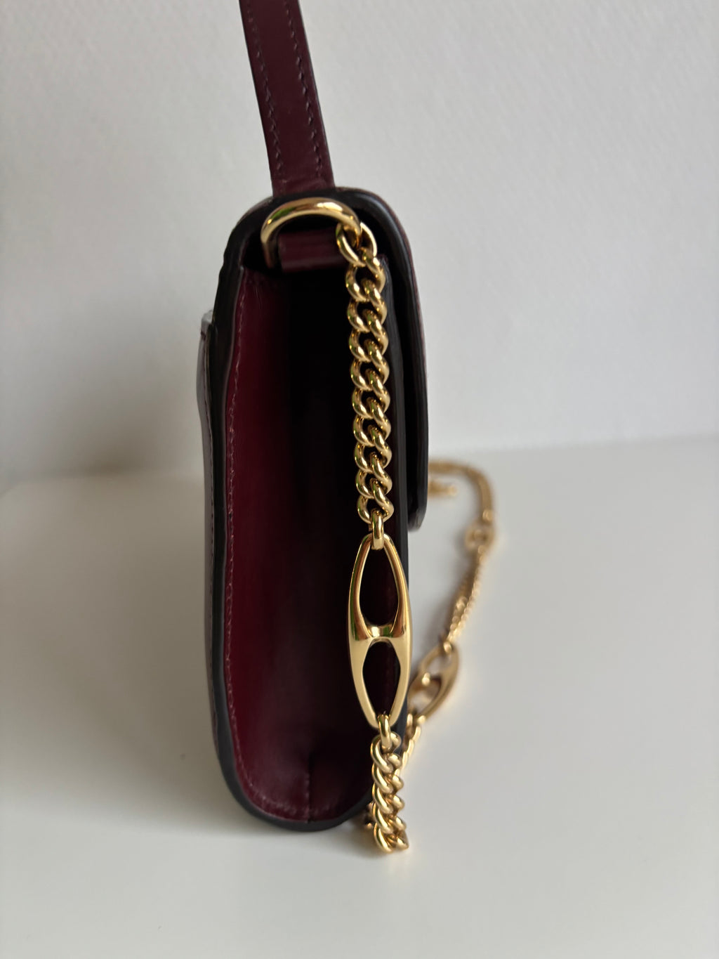 Gucci Vintage 90s Bordeaux Leather Shoulder Bag