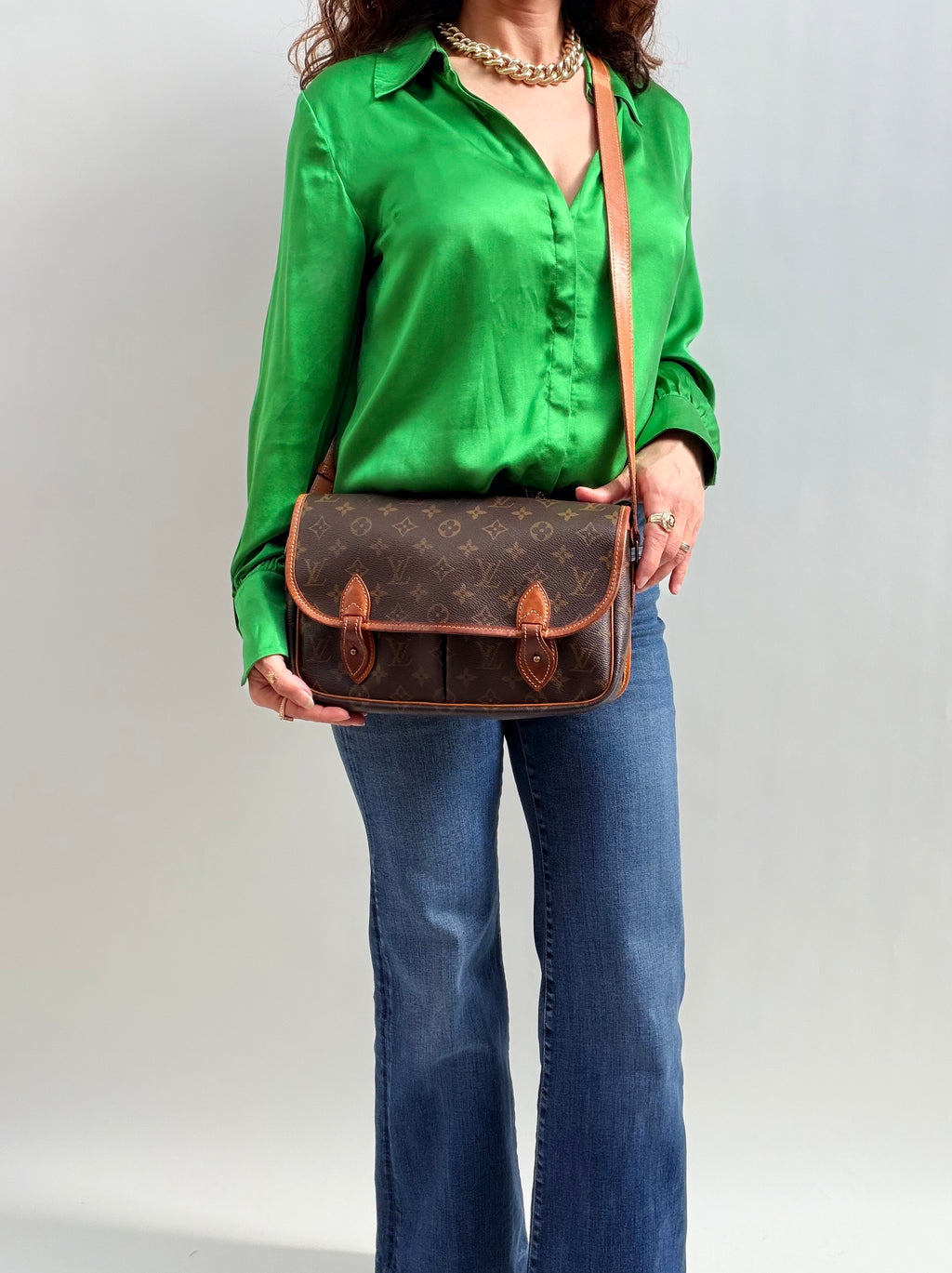 Louis Vuitton Gibecière MM Brown Monogram Crossbody Bag