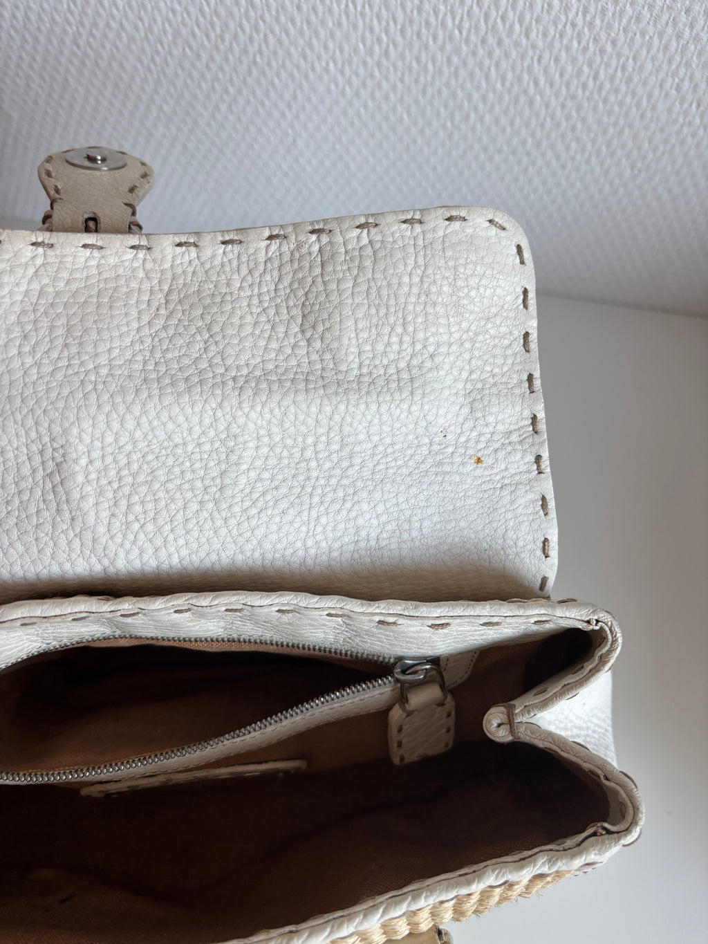 Fendi Selleria Raffia Vintage Beige   Handbag