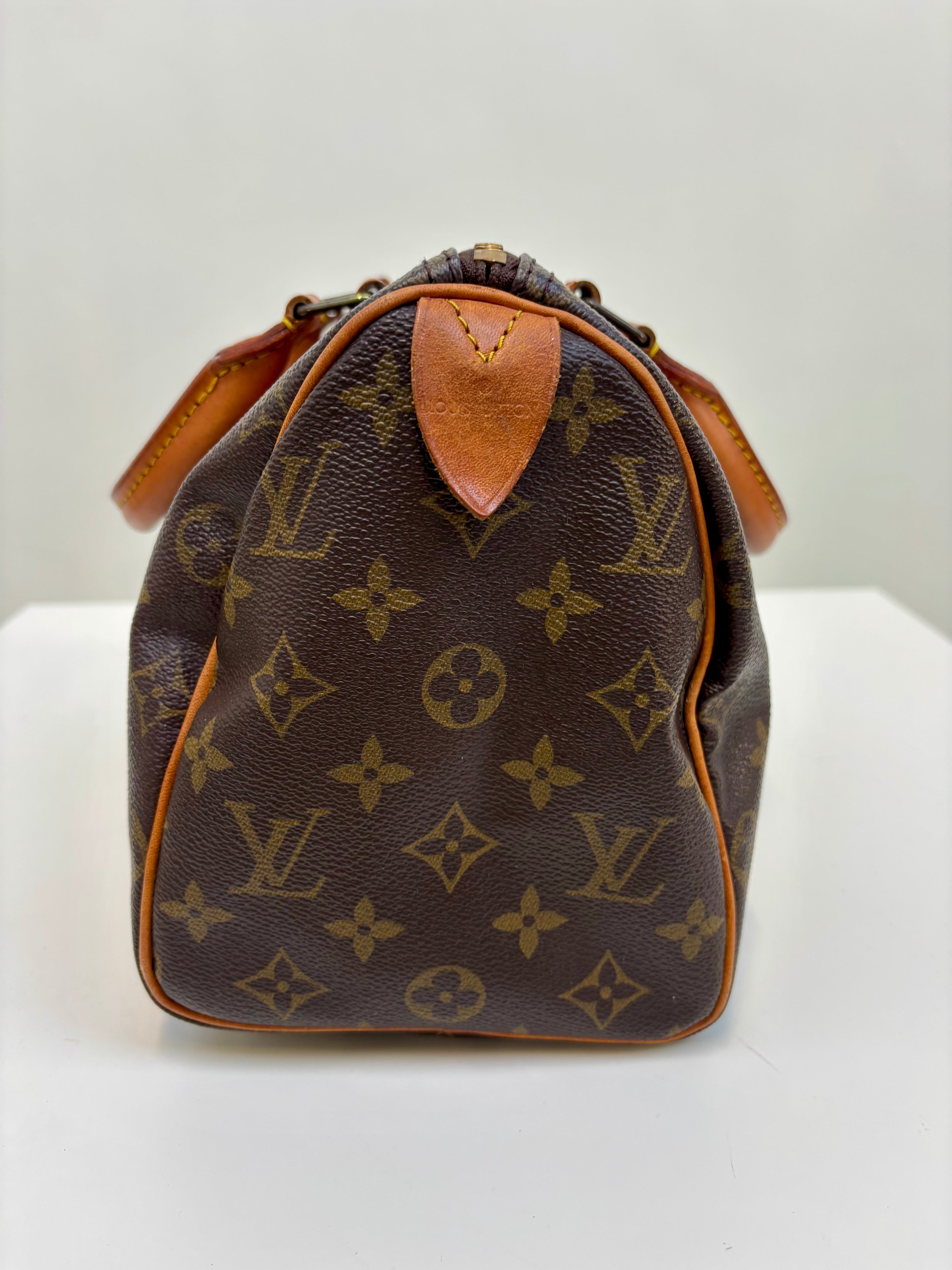 Louis Vuitton Speedy 25 Monogram 1990 Made in France Timeless Vintage Classic