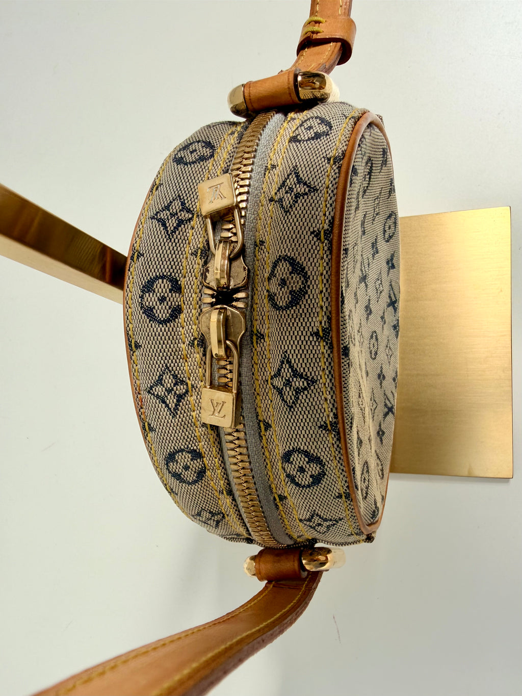 Louis Vuitton Jeanne PM Blue Mini Lin Round Crossbody Bag