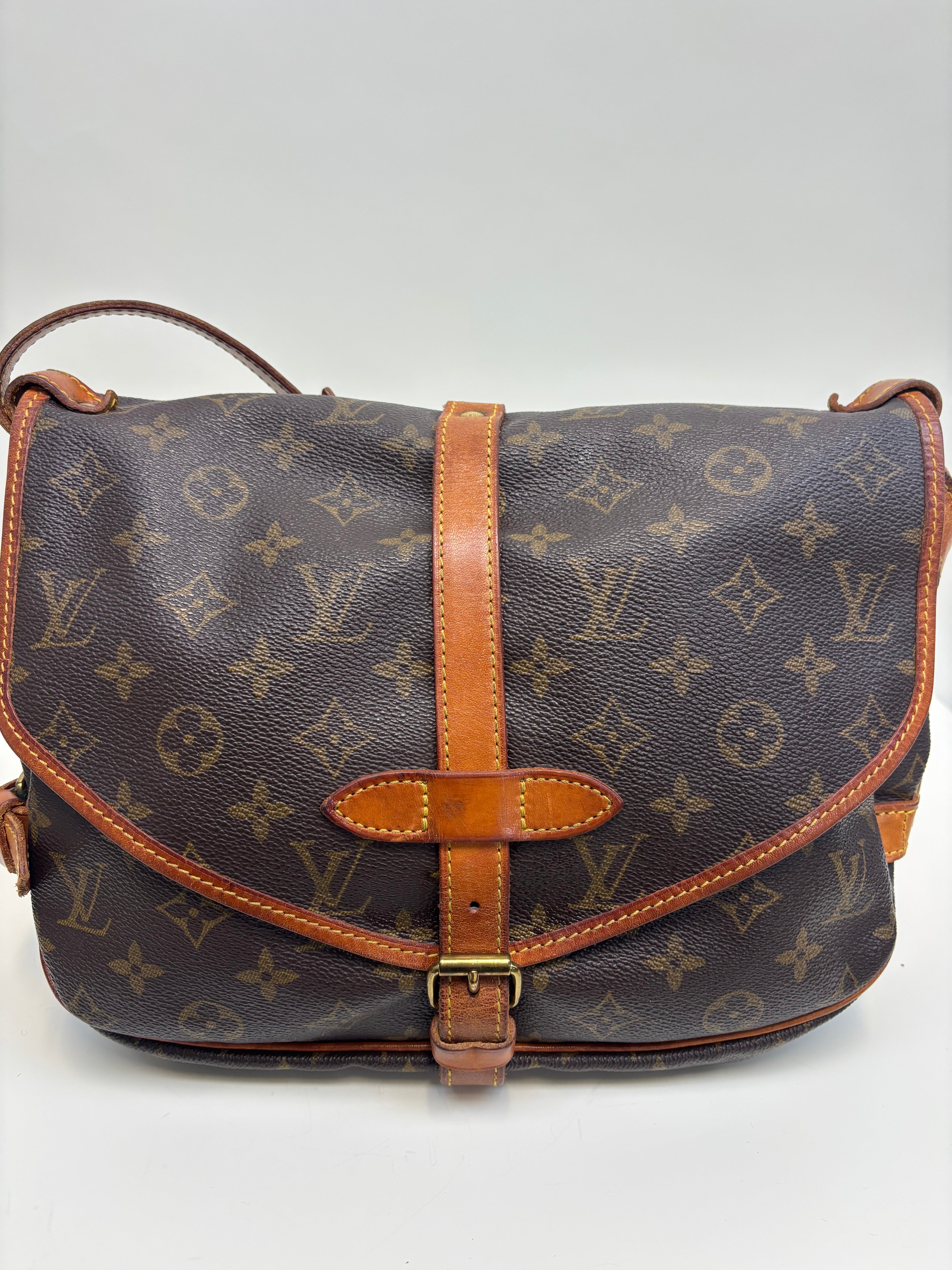 Louis Vuitton Saumur 30 Brown Monogram Crossbody Bag